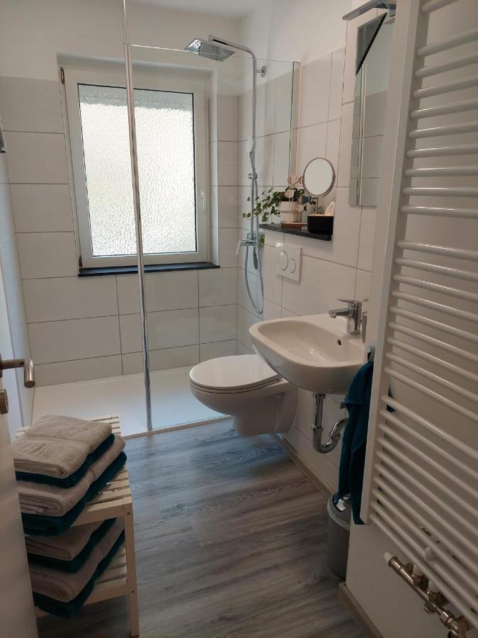 Gemuetliches, Voll Ausgestattetes Apartment Halle  Luaran gambar